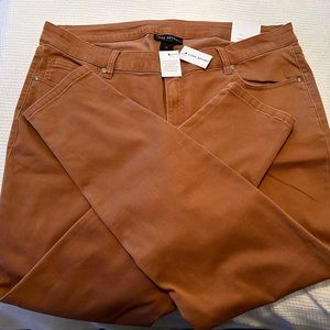 NWT Lane Bryant Skinny Jeans Sz 20